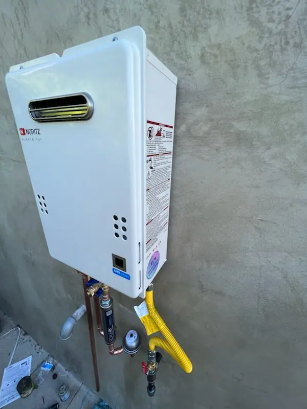 Tankless water heater installation for Round Hill homes